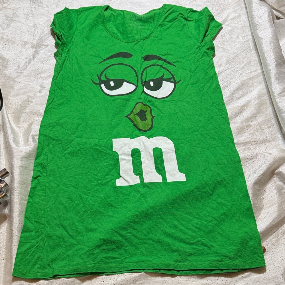 2014 Chocolate M&M's Candy Promo Green Lady Character Graphic for women’s size L
